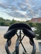 Selle d'obstacle Devoucoux Biarritz O 17,5" (2025) &mdash; Ex