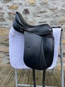 Selle dressage Fairfax Low Wither 