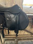 Selle &eacute;quipe taille 18 mod&egrave;le EK go carbone