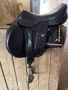 Selle &eacute;quipe taille 18 mod&egrave;le EK go carbone