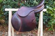 Selle 17,5 pouces mixte marron, qualit&eacute; excellente