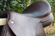 Selle 17,5 pouces mixte marron, qualit&eacute; excellente