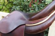 Selle 17,5 pouces mixte marron, qualit&eacute; excellente