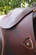 Selle 17,5 pouces mixte marron, qualit&eacute; excellente