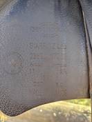 Tr&egrave;s belle selle Devoucoux Biarritz Lab noire, ann&eacute;e 2022, en taille 17