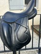 Selle de dressage Antares 17 pouces 