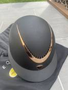 Bombe Equitheme syst&egrave;me Mips, taille S 