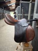 Selle Arion taille 17