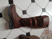 Vends bottes oakland neuve pour ville et &eacute;curie 