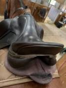 selle de dressage Herv&eacute; Godignon One 17