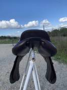 Selle CWD 17 pouces en excellent &eacute;tat 