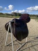 Selle CWD 17 pouces en excellent &eacute;tat 