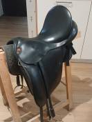  A vendre Selle de Dressage 