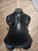  A vendre Selle de Dressage 