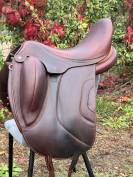 Selle de dressage Antar&egrave;s Tempo &ndash; 17,5&rdquo;