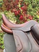 Selle de dressage Antar&egrave;s Tempo &ndash; 17,5&rdquo;