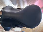 Selle dressage Forestier Ilium 17.5"