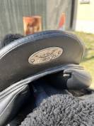 Selle mixte noir 16 pouces Teckna 