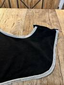 COUVRE REIN POLAIRE NOIR EQUI THEME 