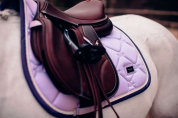 Tapis de selle LAVENDER - Equestrian Stockholm