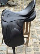 Selle de dressage