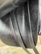 Selle de dressage