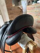 Selle dressage devoucoux 17’5 