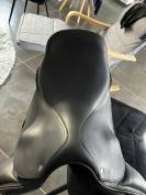 Selle de dressage 