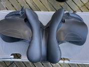 Selle Thorowgood Anatomic 17"