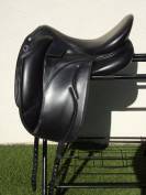 Sella da dressage Devoucoux  18" - 2015