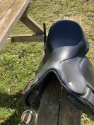 Selle dressage fairfax 16,5 » noire 