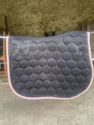 Tapis rose F&eacute;lix bulher 