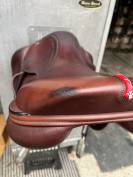 Selle 17 pouces Équipe 2023