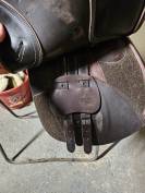 Selle cuir mixte Fouganza 17,5"