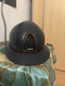 Casque kep bleu marine à grande visière 