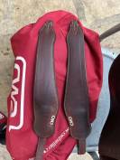 A vendre selle CWD + étrivières CWD + housse + kit