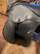 Selle Wintec 16,5 pouces 