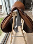 Selle forestier modèle Classic 17p 