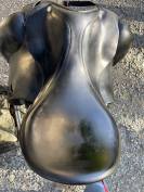 À  VENDRE SELLE DE DRESSAGE ÉQUIPE Emporio
