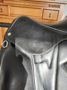 selle de dressage devoucoux Makila S année 2016 équipée