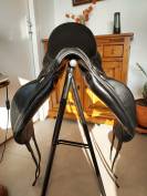 selle de dressage devoucoux Makila S année 2016 équipée