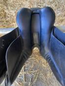 Selle de dressage