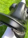 Selle Aulion noir, première main de 2019, taille 17,5