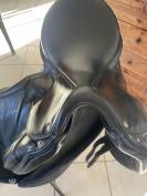 Selle dressage Devoucoux