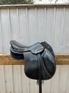 Selle Mixte Jump'In noire 17 pouces
