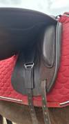 Selle de dressage 17,5