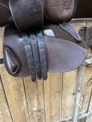 Selle Ikonic  Hybride jump taille 17