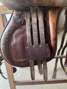Sella salto ostacoli in cuoio 17”