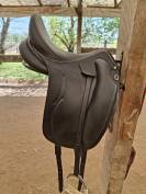 Selle dressage Devoucoux Mendia 17,5