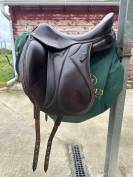 Selle dressage Devoucoux Makila
